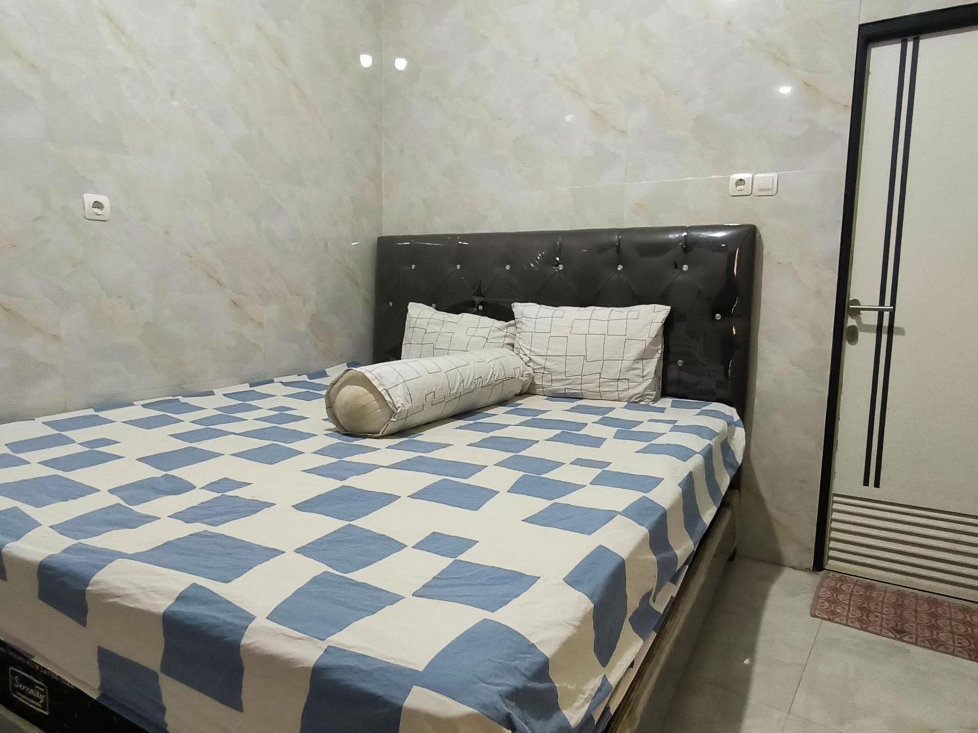 Trikora Syariah 2 Hotel 3*
